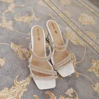 دو عدد صندل عروس درحدنو