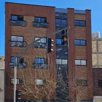 آپارتمان 3 خوابه خادمی