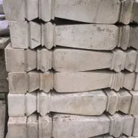 سوراهی سنگی . ستون نرده لایمستون