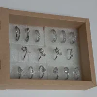 انگشتر استیل درجه یک با استند و جعبه هدیه