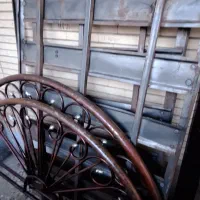 تخت فلزی دو نفره