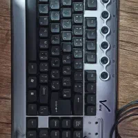 2 عدد کیبور باسیم و بیسیم سالم