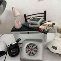 فروش لوازم کاشت ناخن|آرایشی، بهداشتی، درمانی|خمینیشهر, |دیوار