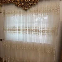 پرده پذیرایی همراه با کتیبه