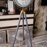 ساعت ایستاده