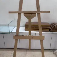 سه پایه تابلو