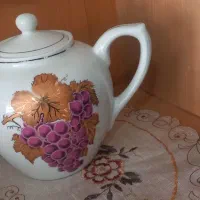 تعدادی  قوری شیک