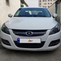 جک j5 مدل 96 اتومات 1800cc فوق العاده سالم و تمیز