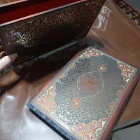 کناب دیوان حافظ و داستانی
