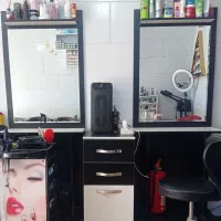 آیینه آرایشگاه