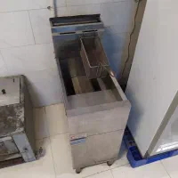 سرخ کن حرفه آیی|کافی‌شاپ و رستوران|شاهین‌شهر, خبرنگار|دیوار