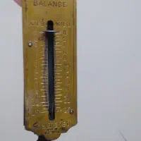 ترازو دستی قدیمی