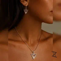 نیمست مثلثی مارک ژوپینگ ابکاری طلا|بدلیجات|تهران, طیب|دیوار