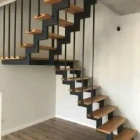 پله فلزی مهندسی‌شده برای فضاهای خاص شما|خدمات پیشه و مهارت|تیران, |دیوار