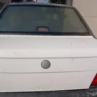 در صندوق عقب