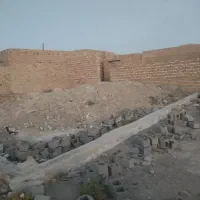 خانه-نیمه-ساز-در-کوچه-کناره-پمپ-کوچکزهی