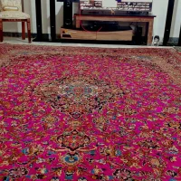 فرش دست باف ۱۴متری بسیار سلامت وآب ندیده قدیمی