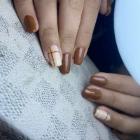 اصلاحکار،رنگکار،ناخنکار