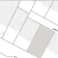 220-متر-پنج-روی-پیلوت