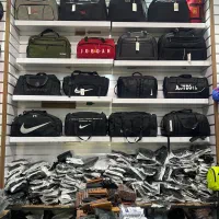 فروش عمده و تکی انواع کیف