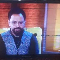 تلوزیون ۳۲ اینچ|تلویزیون و پروژکتور|ارومیه, |دیوار