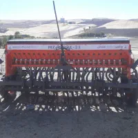 بذرکارردیفکار۳ مخزن ۲۱ردیفه ماشین زراعت همدان|ماشینآلات صنعتی|جوانرود, |دیوار