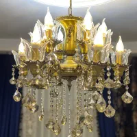 لوستر ۶ شاخه دوازده شعله در حد نو برنجی برنزی|لوستر و چراغ آویز|تهران, جنت‌آباد مرکزی|دیوار