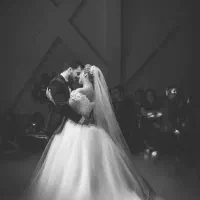 عکاسی و فیلمبرداری عقدو عروسی آتلیه