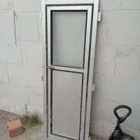 درب آلومینیومی حمام و سرویس بهداشتی