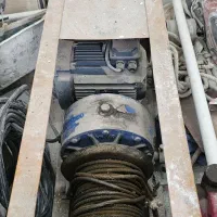 یک عدد بالابر۳فاز و تابلو کنترلر و تابلوکنتور۳فار