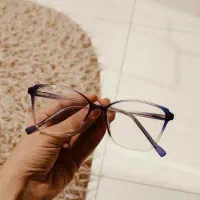 فرم عینک کاملاً نو و استفاده نشده