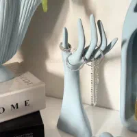 سازهای سنگی تک و عمده در خدمت هستم