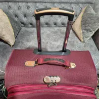 ۲ عدد چمدان|کیف، کفش، کمربند|قم, امامزاده ابراهیم|دیوار