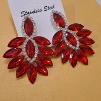 انواع گوشواره و گردنبند