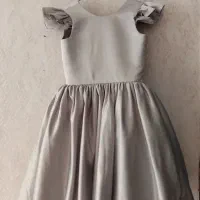 ۲ دست لباس  دخترانه وکفش دخترانه