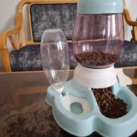 ظرف غذا مکانیکی سگ و گربه