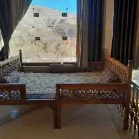 میز و صندلی رستورانی ، تخت چوبی|کافی‌شاپ و رستوران|نیشابور, دارایی|دیوار