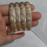 فوری النگوطلاروس