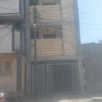 اپارتمان سه طبقه