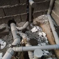 لوله کشی فاضلاب وآب ساختمان