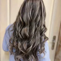 خدمات تخصصی زیبایی و اکستنشن مو آناهیتا|خدمات آرایشگری و زیبایی|صدرا-فارس, فاز ۱|دیوار