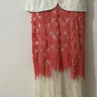 لباس مجلسی|لباس|قشم, |دیوار