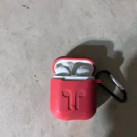 ایرپاد اپل همراه شارژر و کاور محافظ|لوازم جانبی موبایل و تبلت|شاهین‌شهر, فردوسی|دیوار