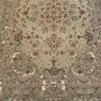 فرش دستباف کرم ۴۰ رج گل ابریشم