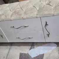 شزلون تخت خواب یا پافر کشو دار|مبلمان خانگی و میز عسلی|بندر گناوه, |دیوار