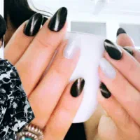 کاشت و ترمیم ناخن .