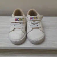 کفش اسپرت دخترانه فقط دوویست تومان