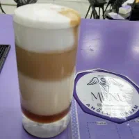 استخدام آقا وخانم