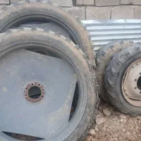 لاستیک باریک تراکتور ۴ سیلندر
