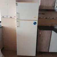 فریزر یخچال. برند آزمایش. ارزان و اقتصادی